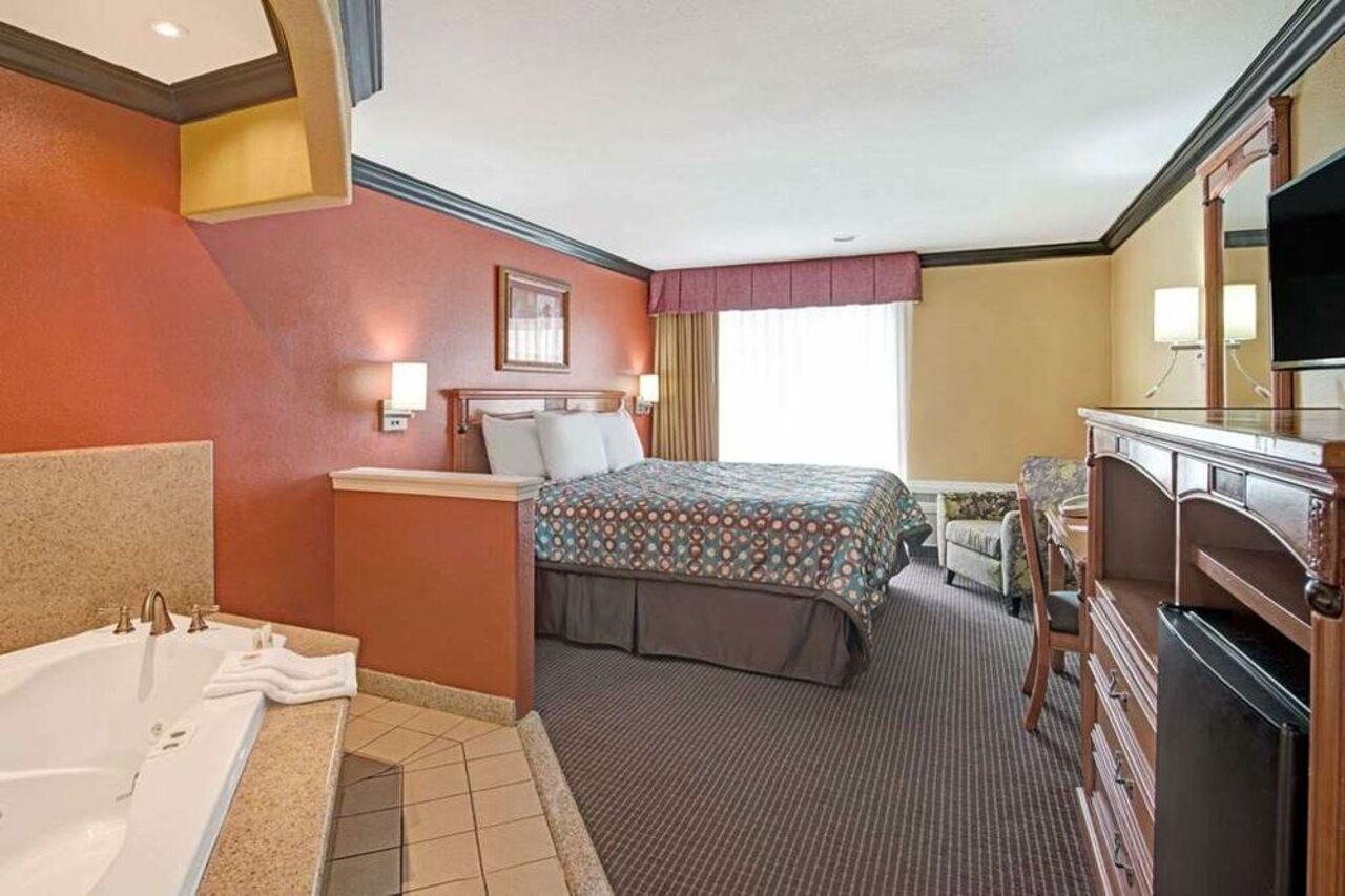 Quality Inn & Suites Sacramento Luaran gambar