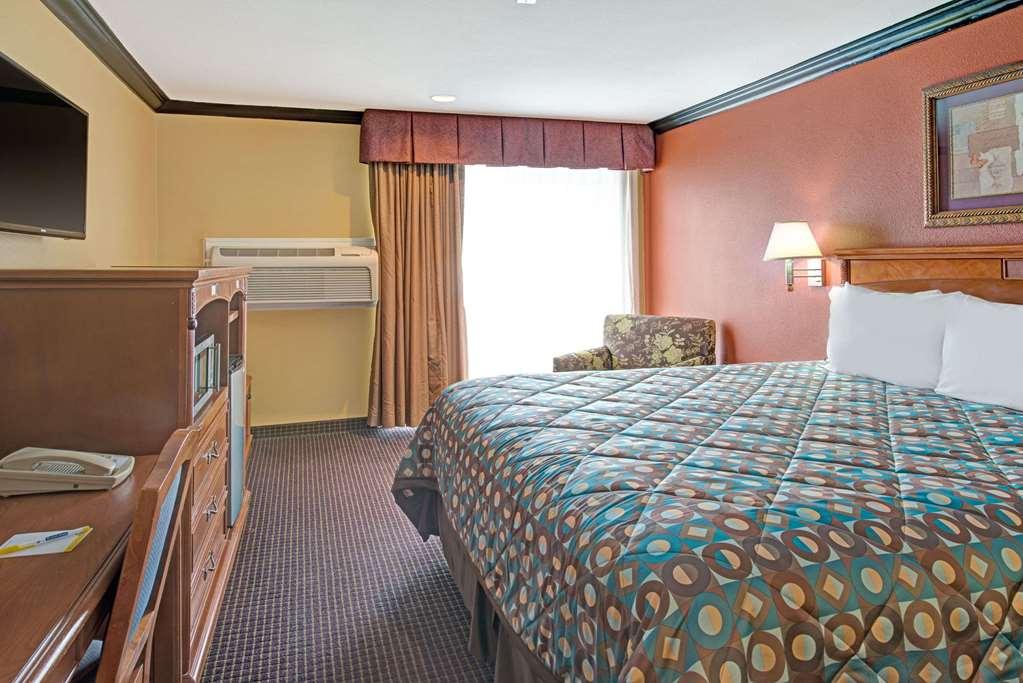 Quality Inn & Suites Sacramento Luaran gambar
