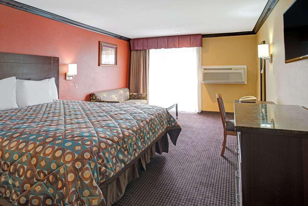 Quality Inn & Suites Sacramento Luaran gambar