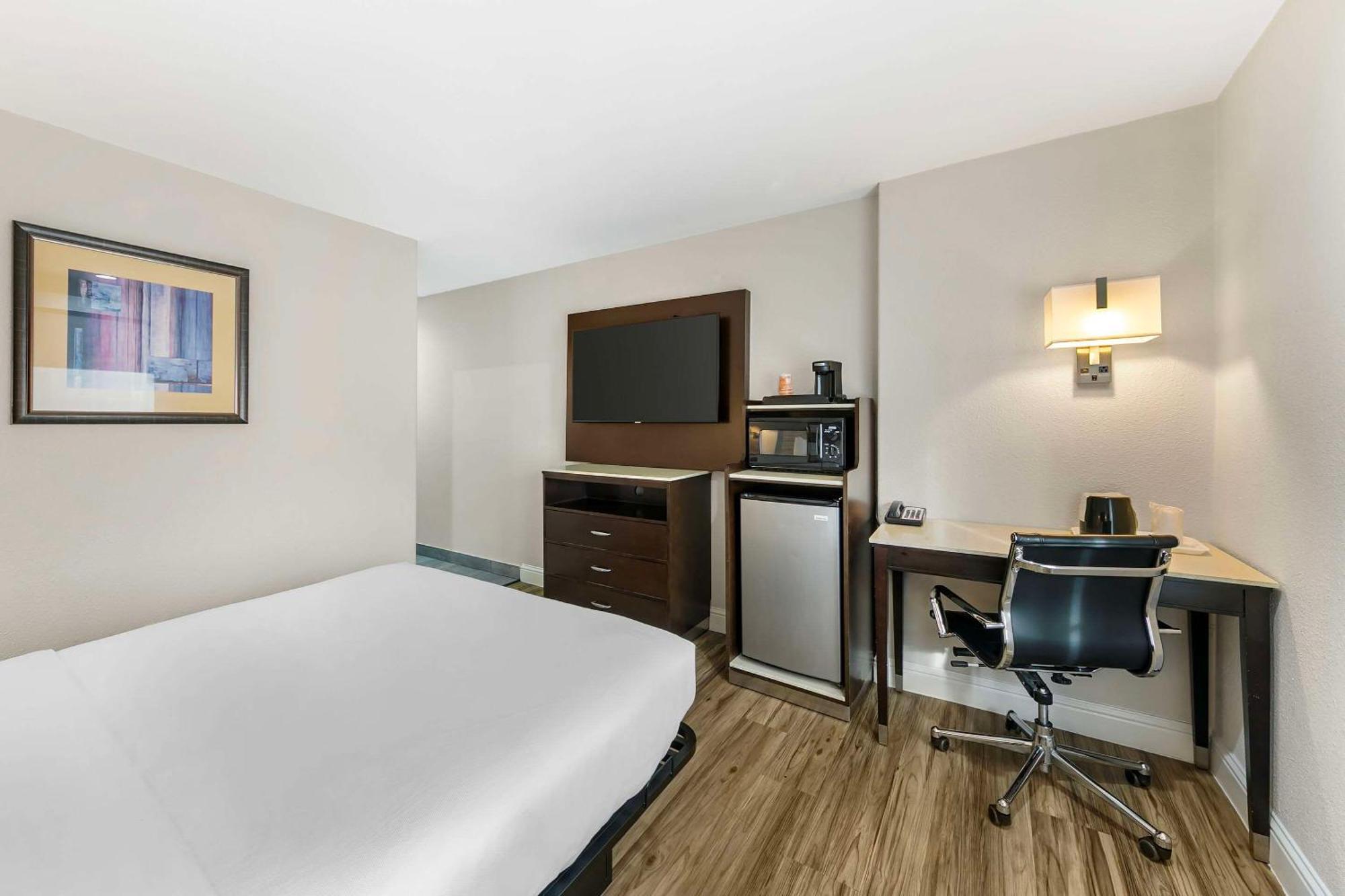 Quality Inn & Suites Sacramento Luaran gambar