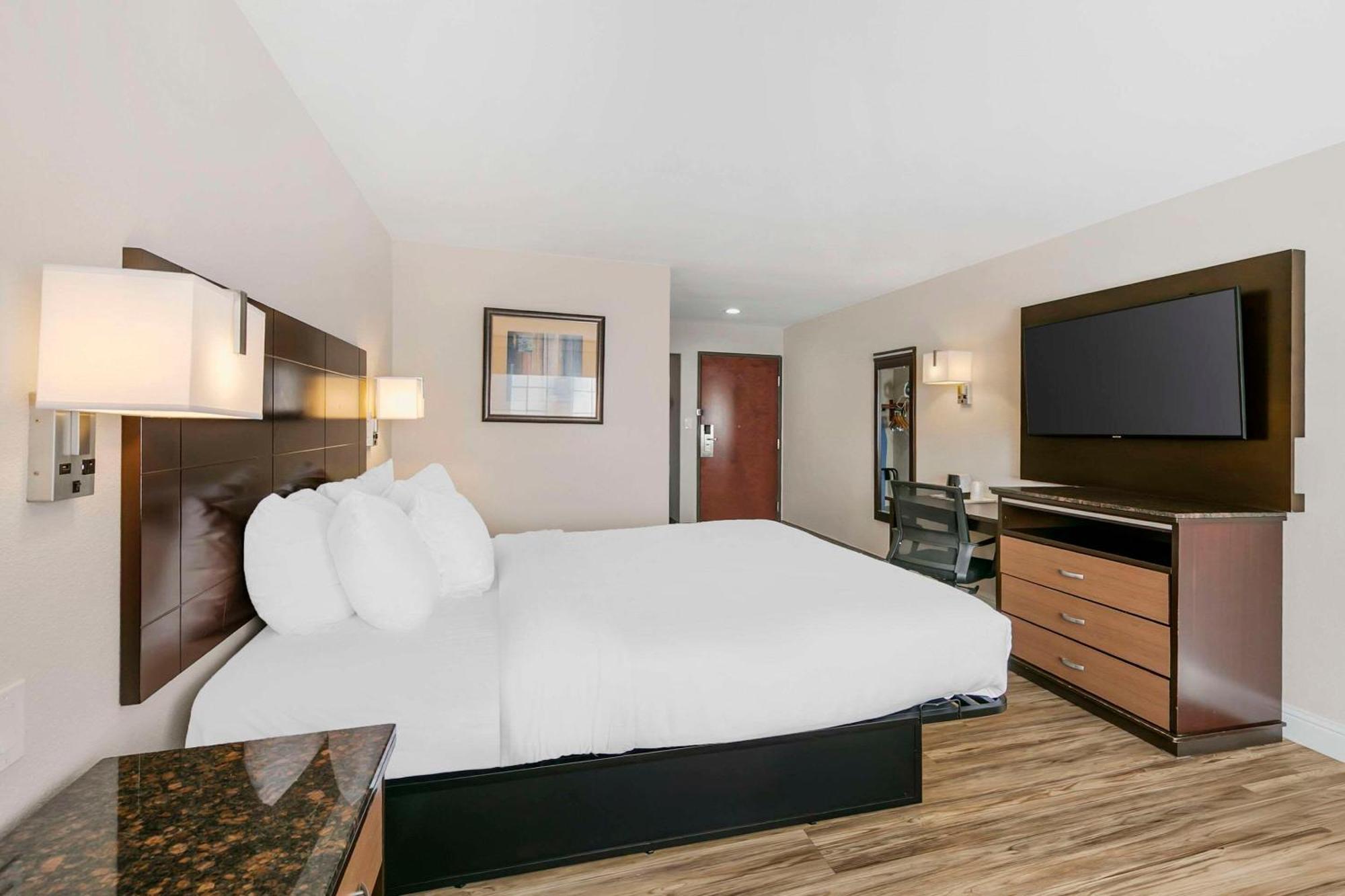 Quality Inn & Suites Sacramento Luaran gambar