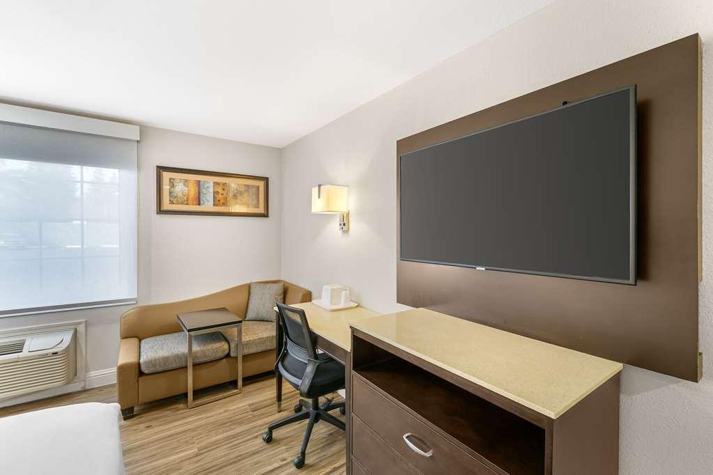 Quality Inn & Suites Sacramento Bilik gambar