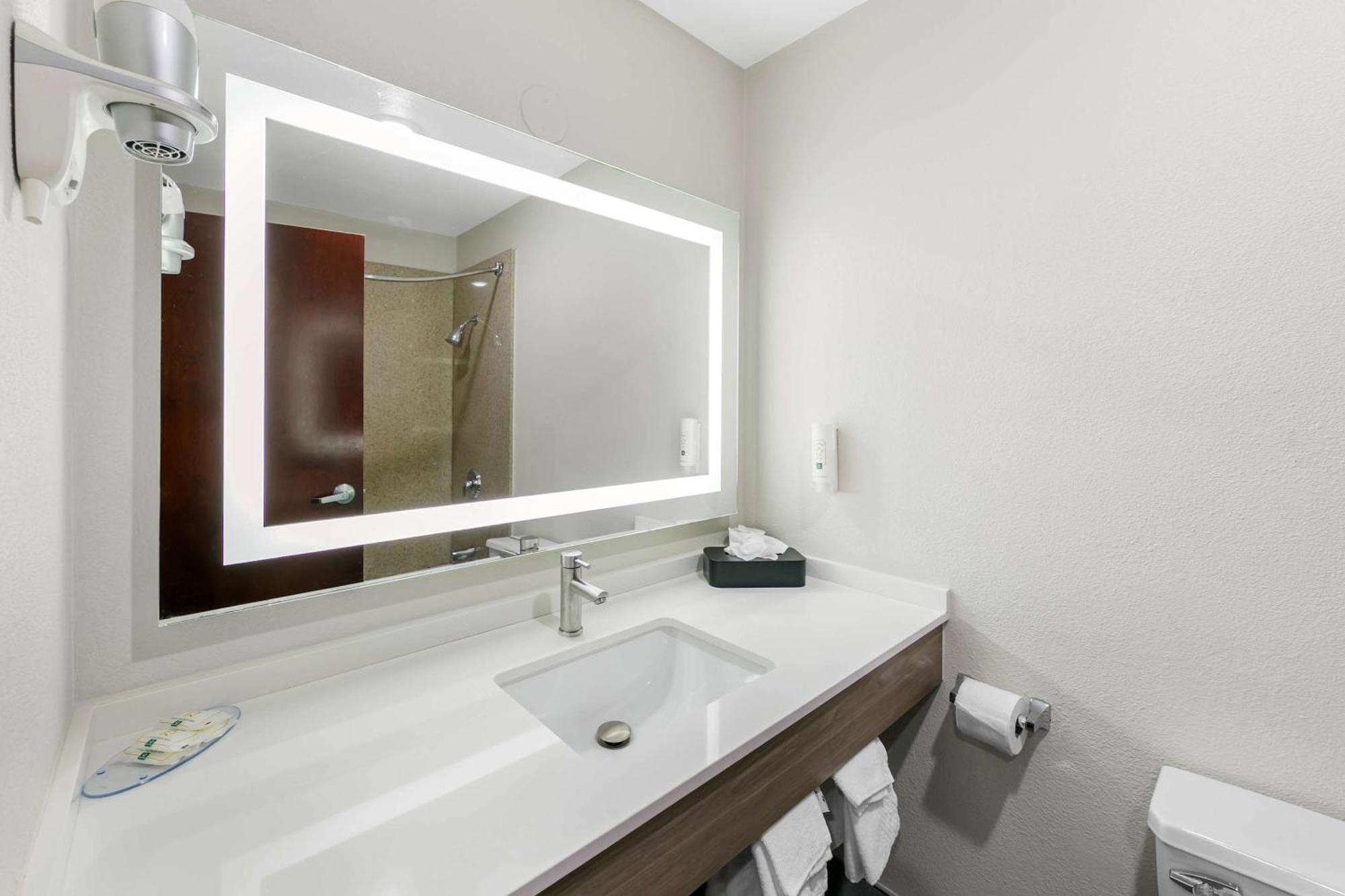 Quality Inn & Suites Sacramento Luaran gambar
